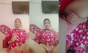 Young Cute Punjabi Girl Rubbing her wet pussy desi viral
